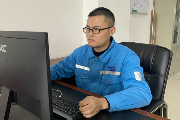 先進(jìn)個人報道-王小峰(1)190 先進(jìn)個人報道-王小峰(1)190